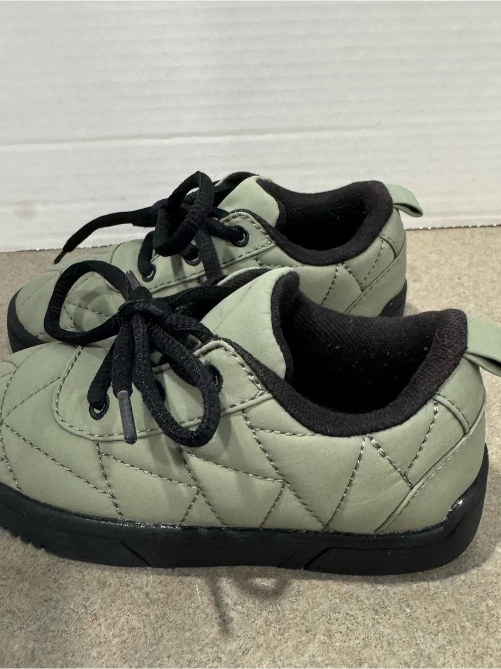 Zara Baby Unisex Quilted Lace-Up Sneakers in Light Olive